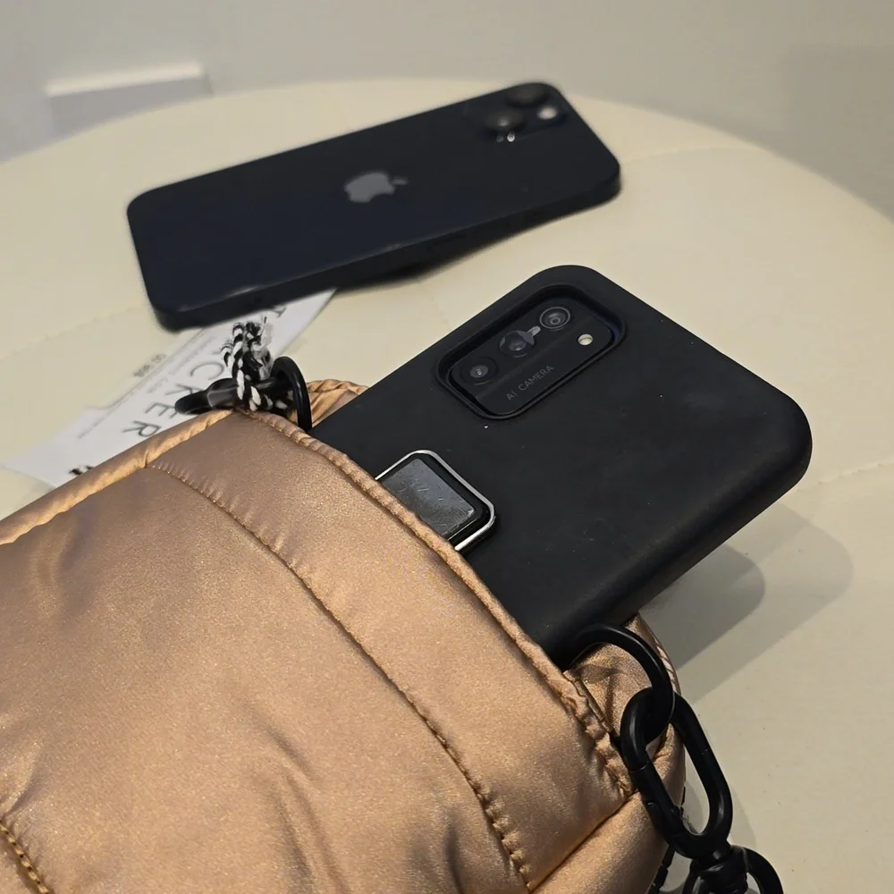 Thacker Puffer rose gold metallic Crossbody Phone Purse Case Black Chain New NYC - Picture 8 of 12